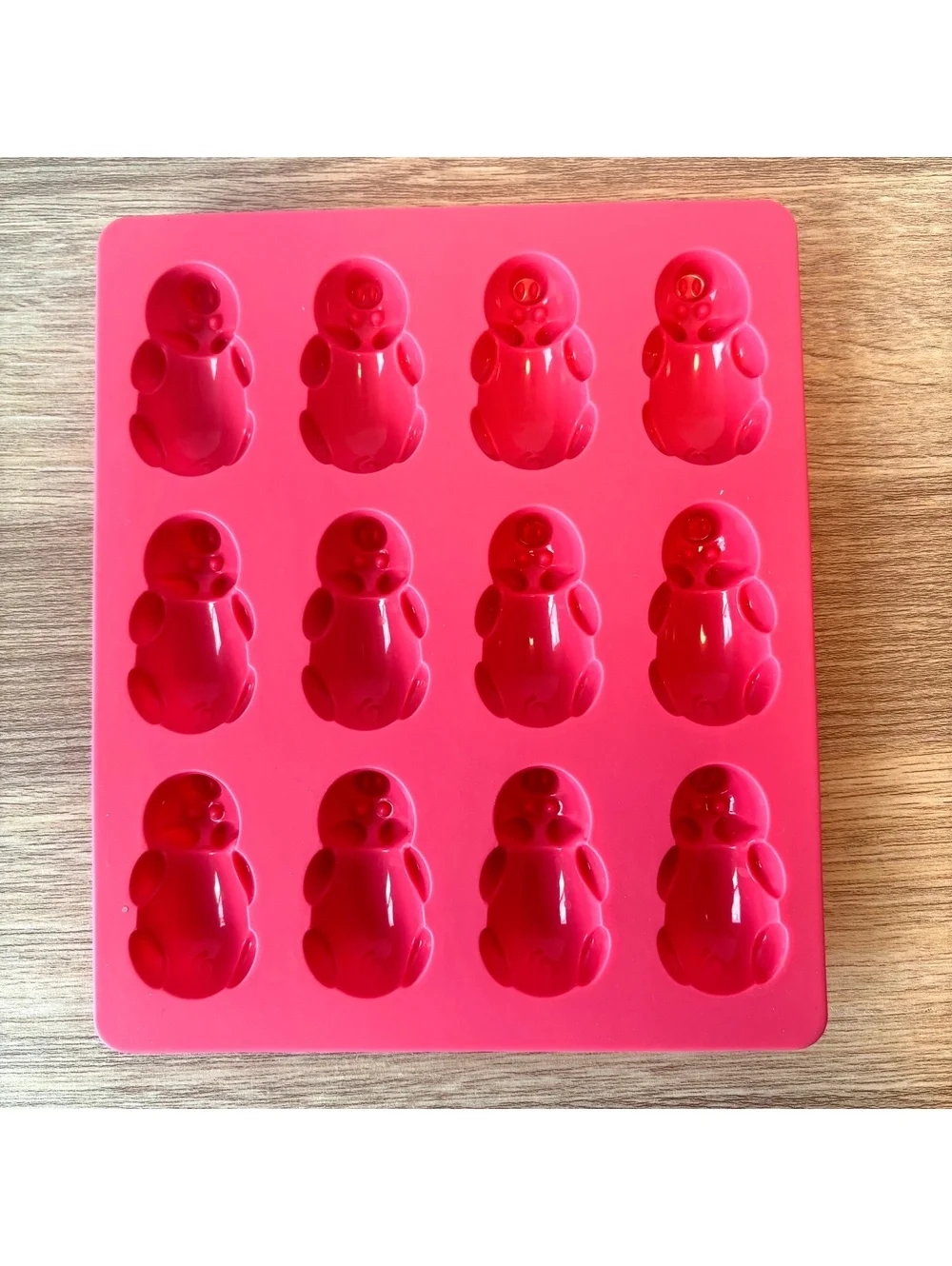 Mobi 12 Little Pigs in a Blanket Silicone Baking Mold Pink Piggy Snack Mold
